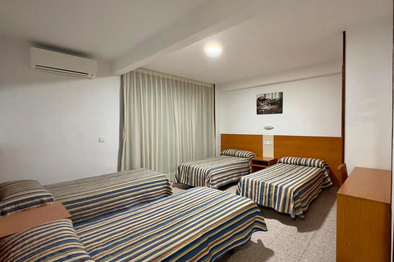 Pension La Orozca Бенидорм Экстерьер фото