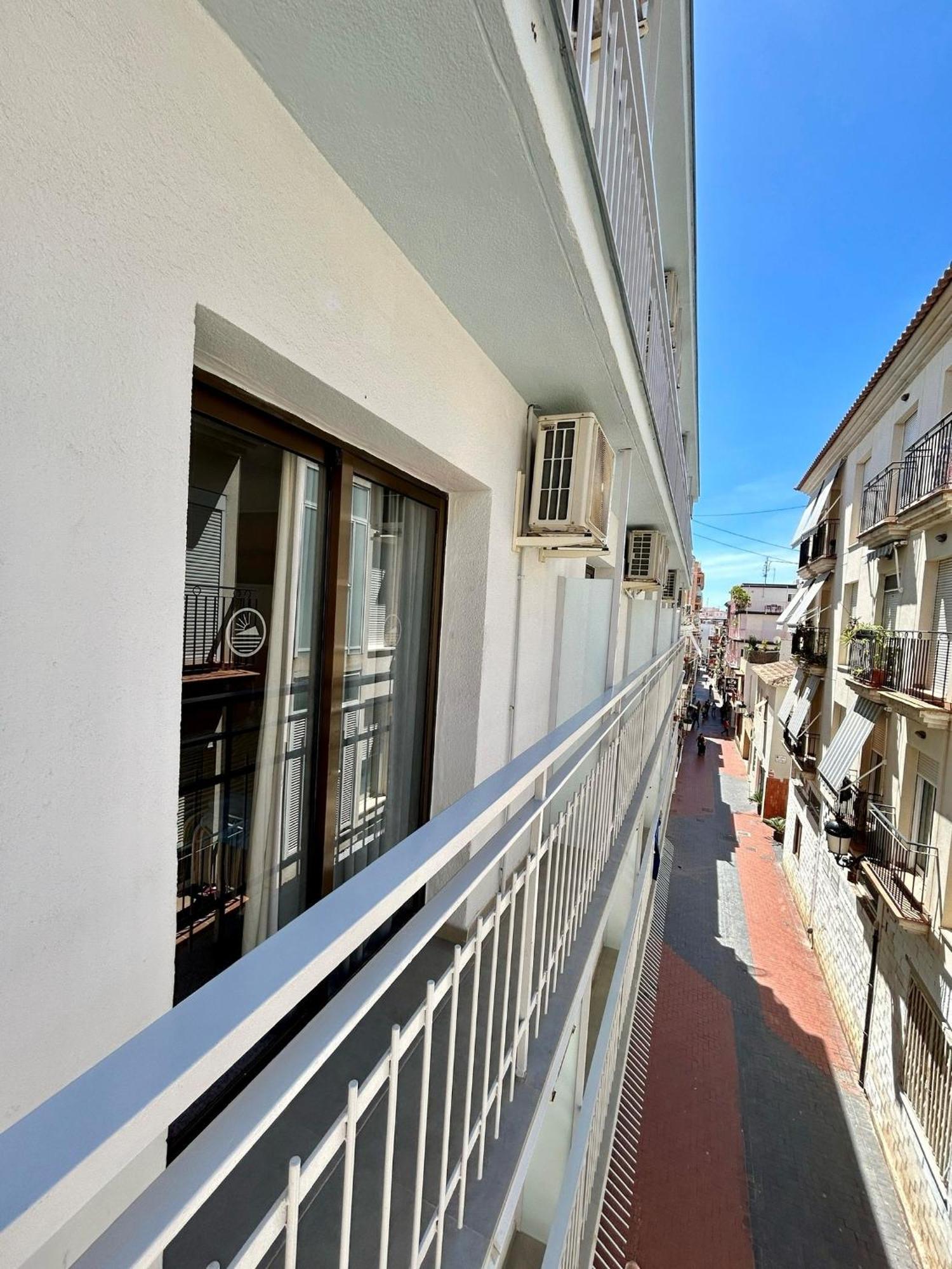 Pension La Orozca Бенидорм Экстерьер фото